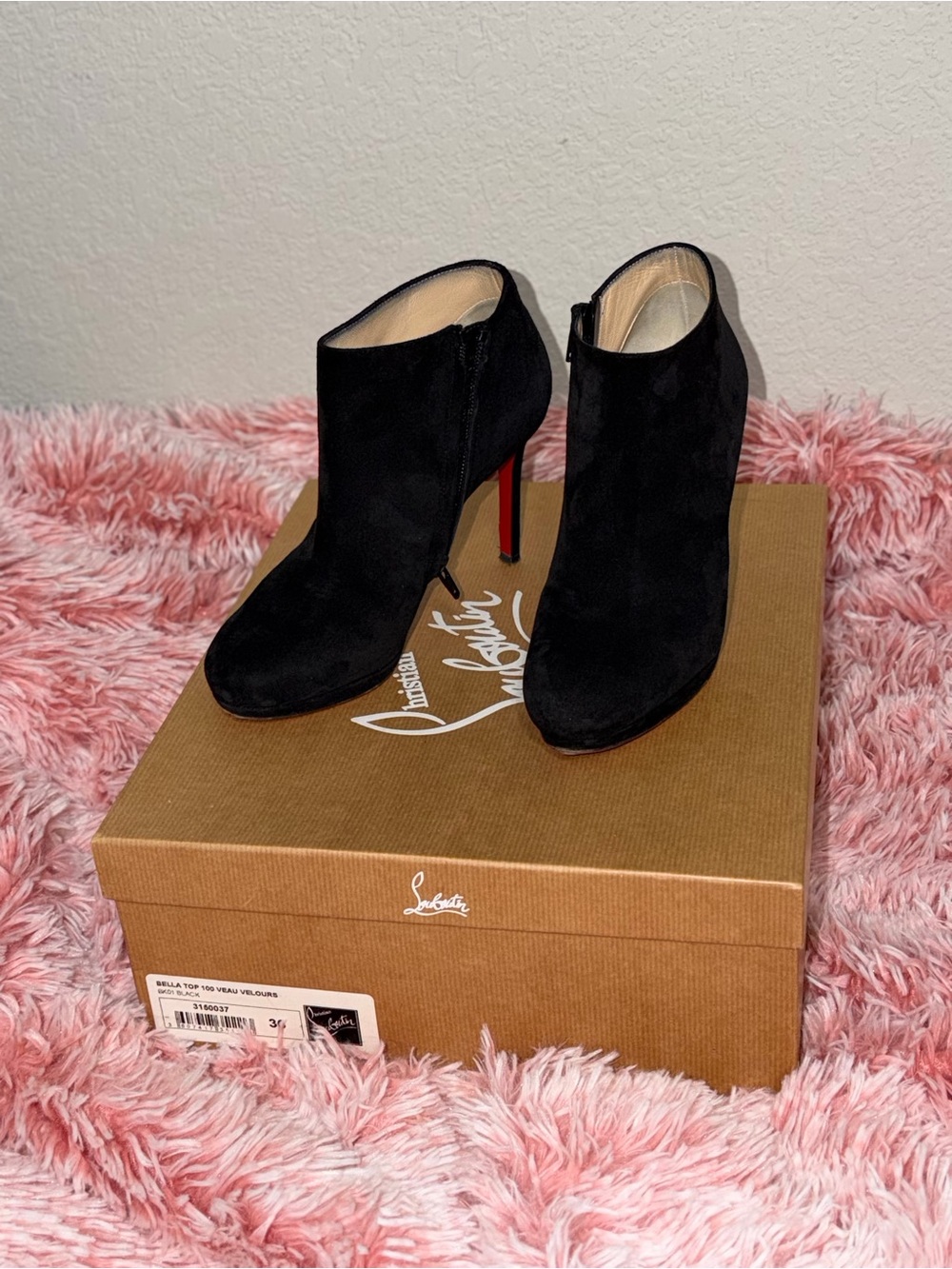 Christian Louboutin Bella Top 100 Black Suede Booties Sz 36 w/ Box - Picture 4 of 4